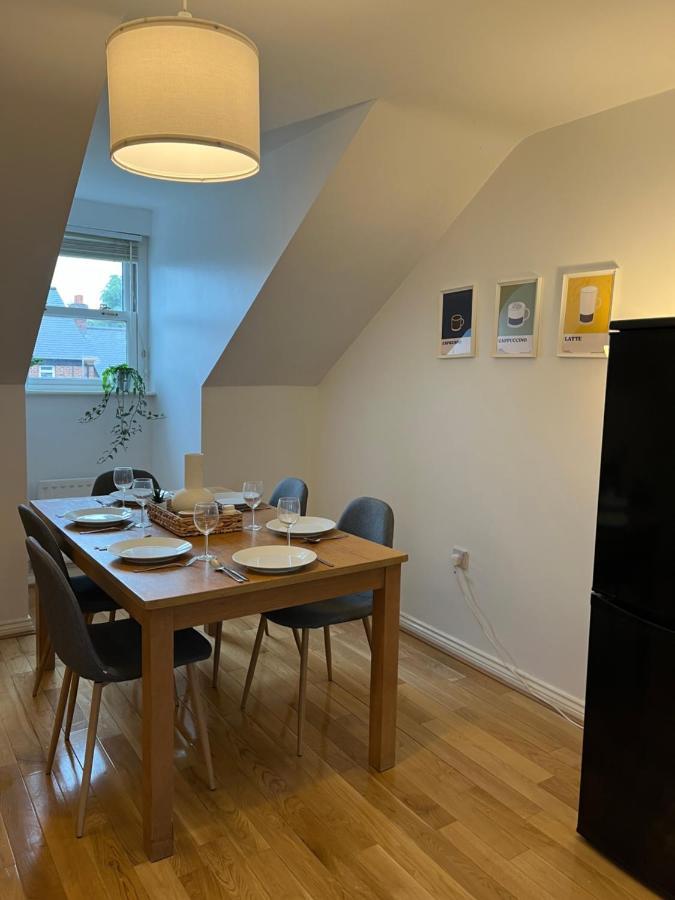 Apartment Homely 2 Story Cathedral