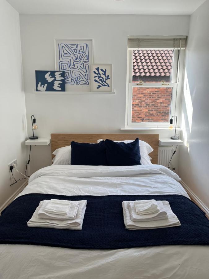 Homely 2 Story Cathedral Apartment Durham